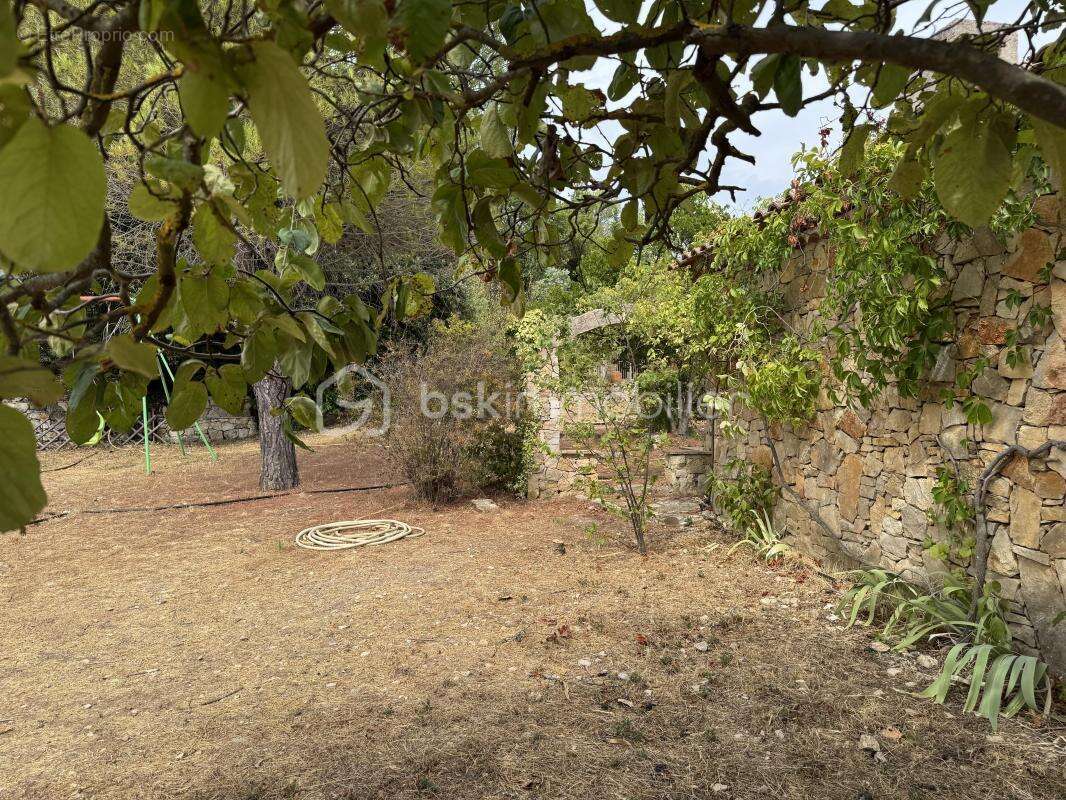 Maison à LA ROQUEBRUSSANNE