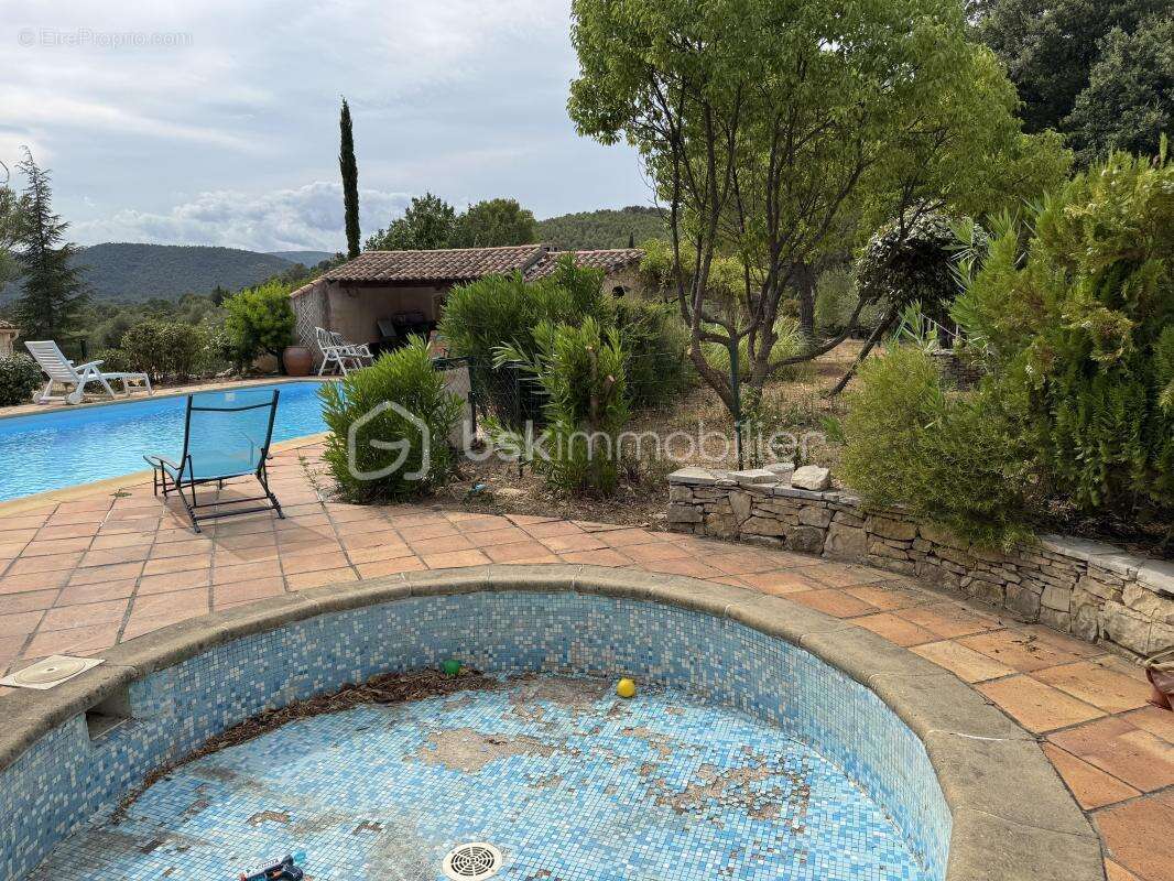 Maison à LA ROQUEBRUSSANNE