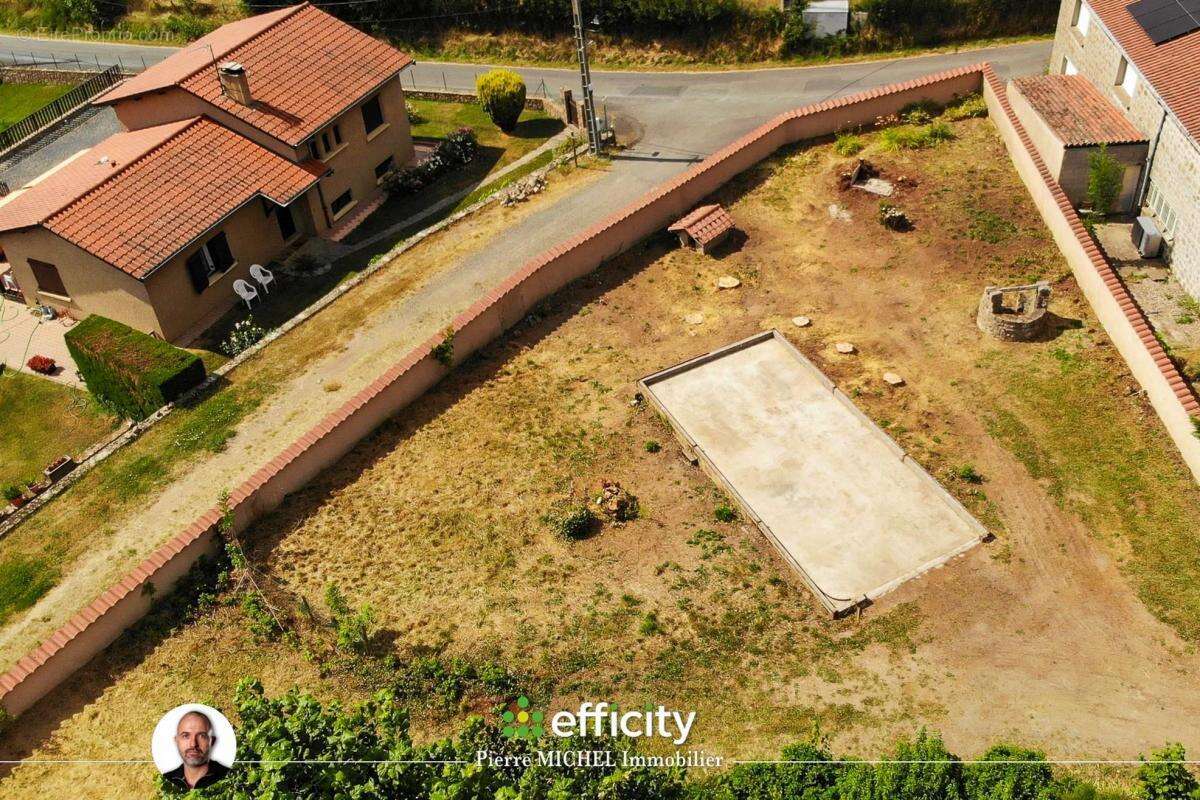 Terrain à MONTROTTIER