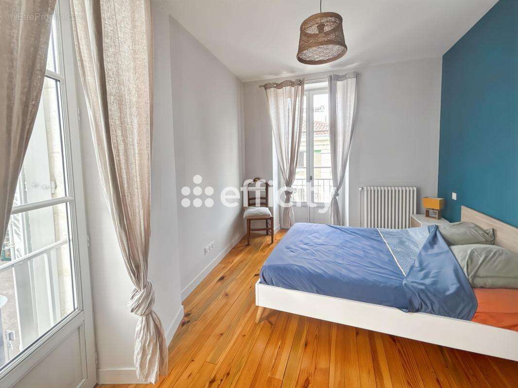 Appartement à COGNAC