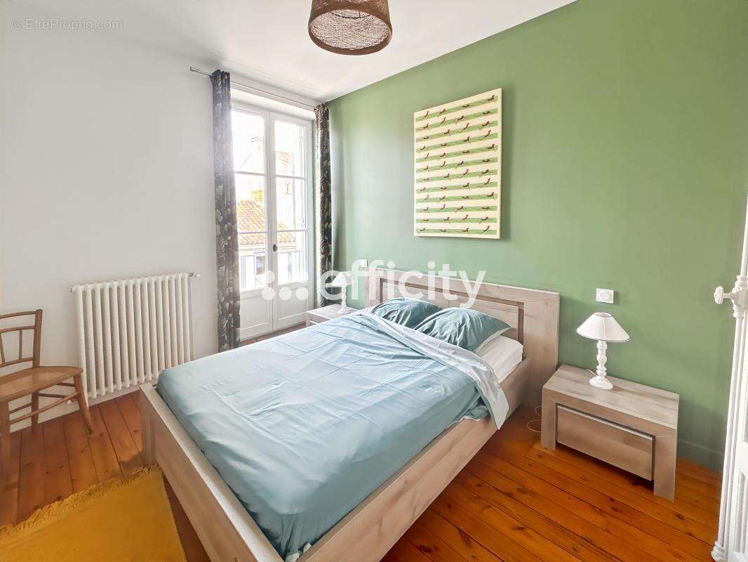 Appartement à COGNAC