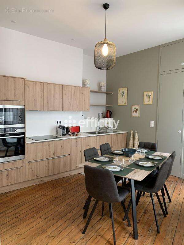 Appartement à COGNAC