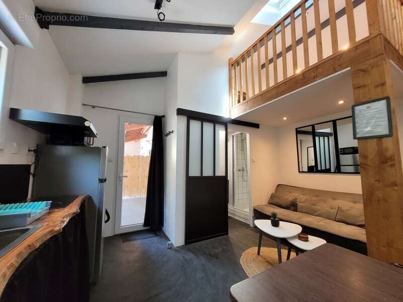 Maison à PUY-DU-LAC