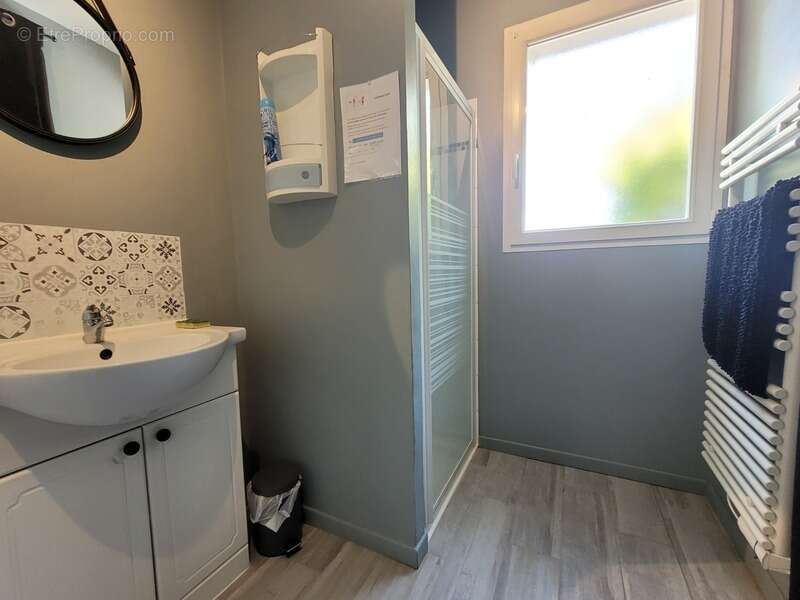 Maison à PUY-DU-LAC