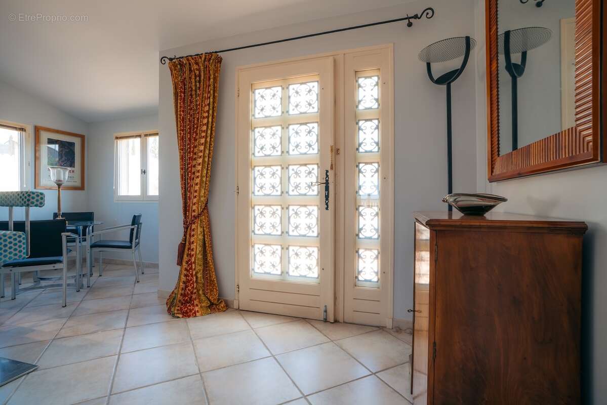 Maison à CAUNES-MINERVOIS