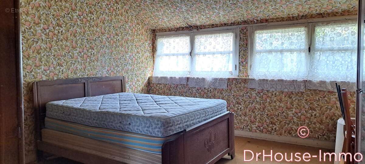 Maison à SAINT-MELOIR-DES-ONDES