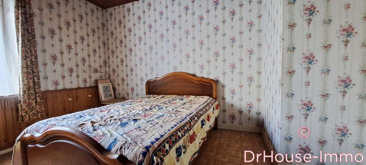 Maison à SAINT-MELOIR-DES-ONDES