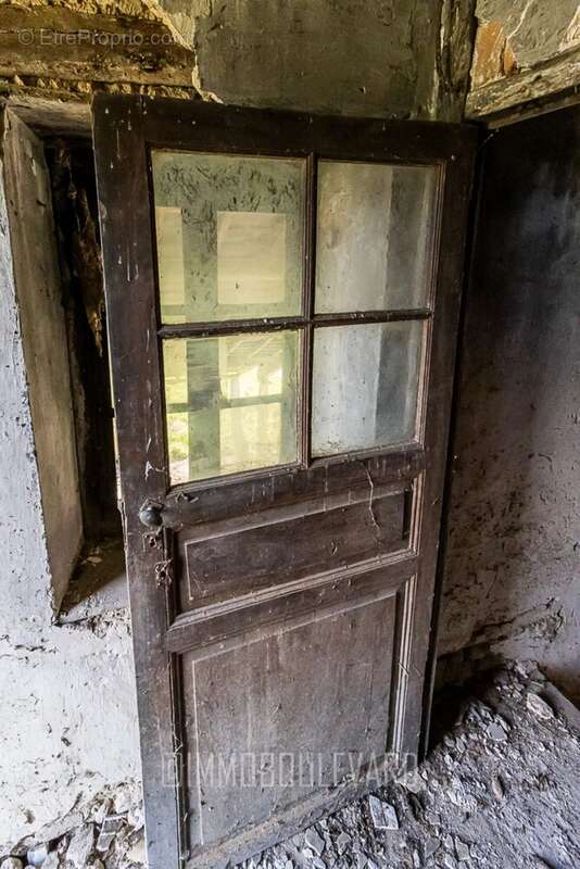 Maison à MONTEL-DE-GELAT