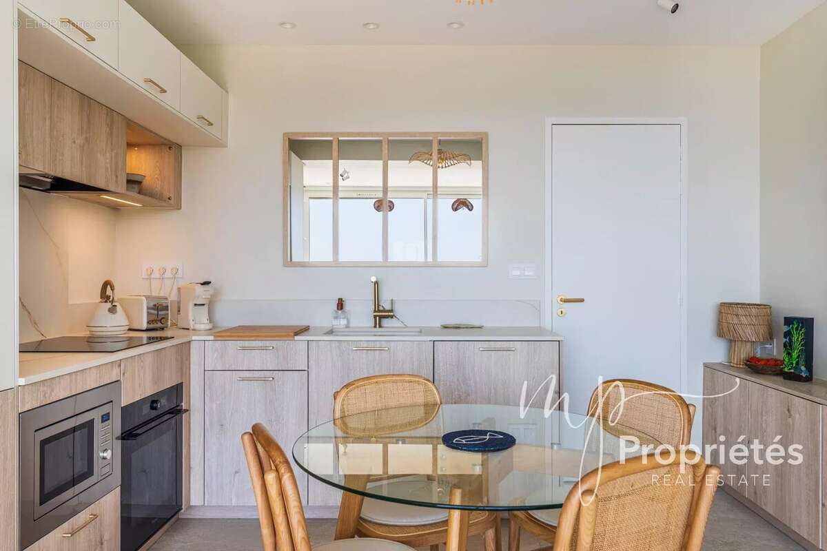 Appartement à LE LAVANDOU