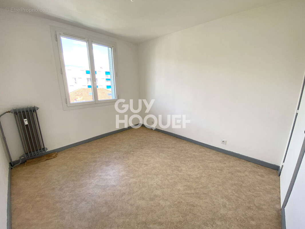 Appartement à AUBENAS