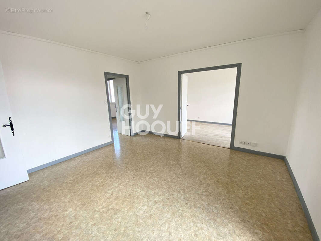 Appartement à AUBENAS