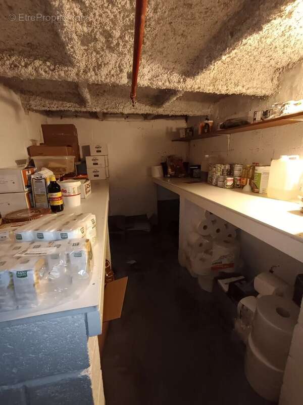 Commerce à SIN-LE-NOBLE