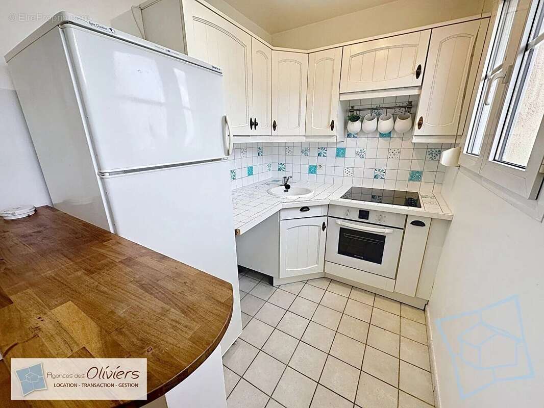 Appartement à VOISINS-LE-BRETONNEUX