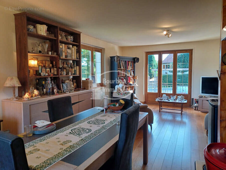 Maison à CRESSY-SUR-SOMME