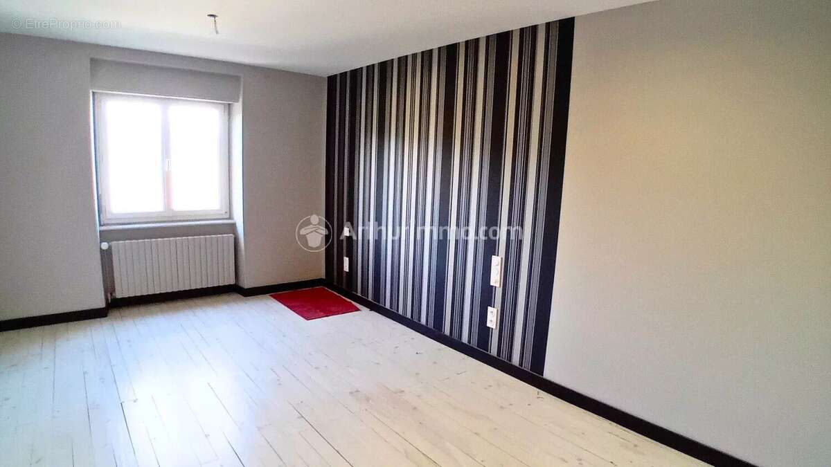 Maison à PAYRIN-AUGMONTEL