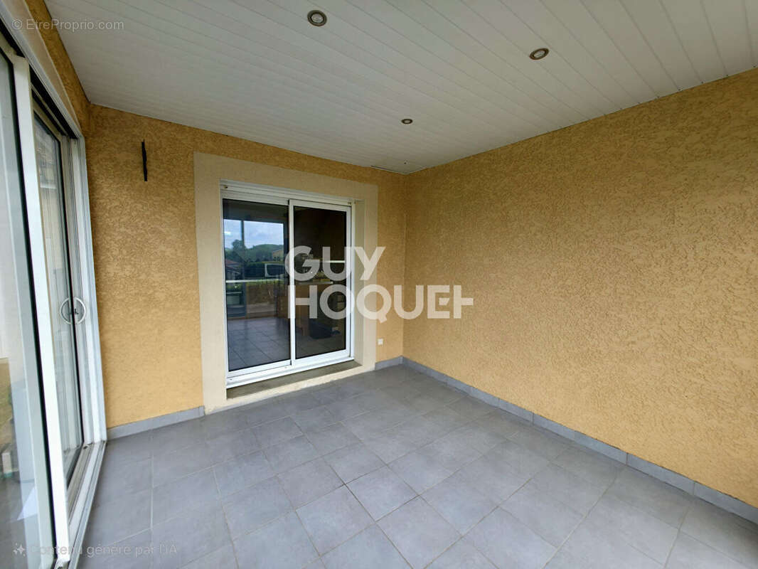 Maison à SAINT-MARTIN-LESTRA