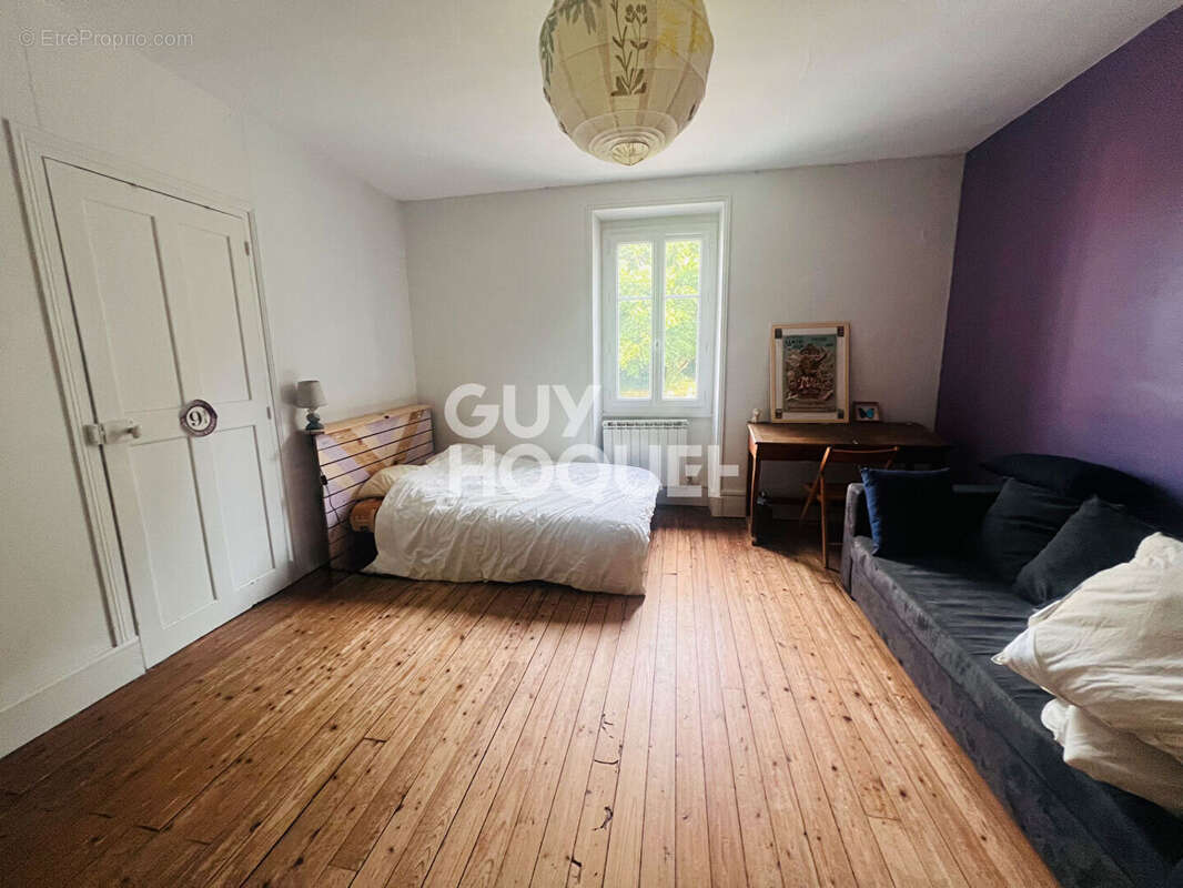 Maison à TOULON-SUR-ARROUX