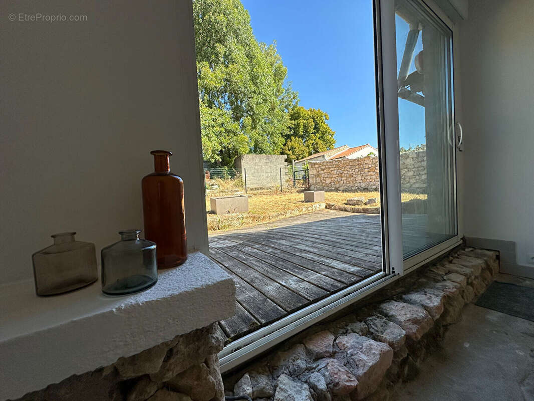 Maison à BUSSAC-SUR-CHARENTE