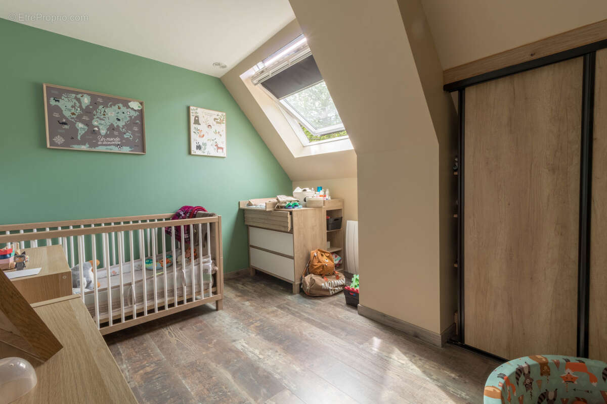 Maison à COMBOURTILLE