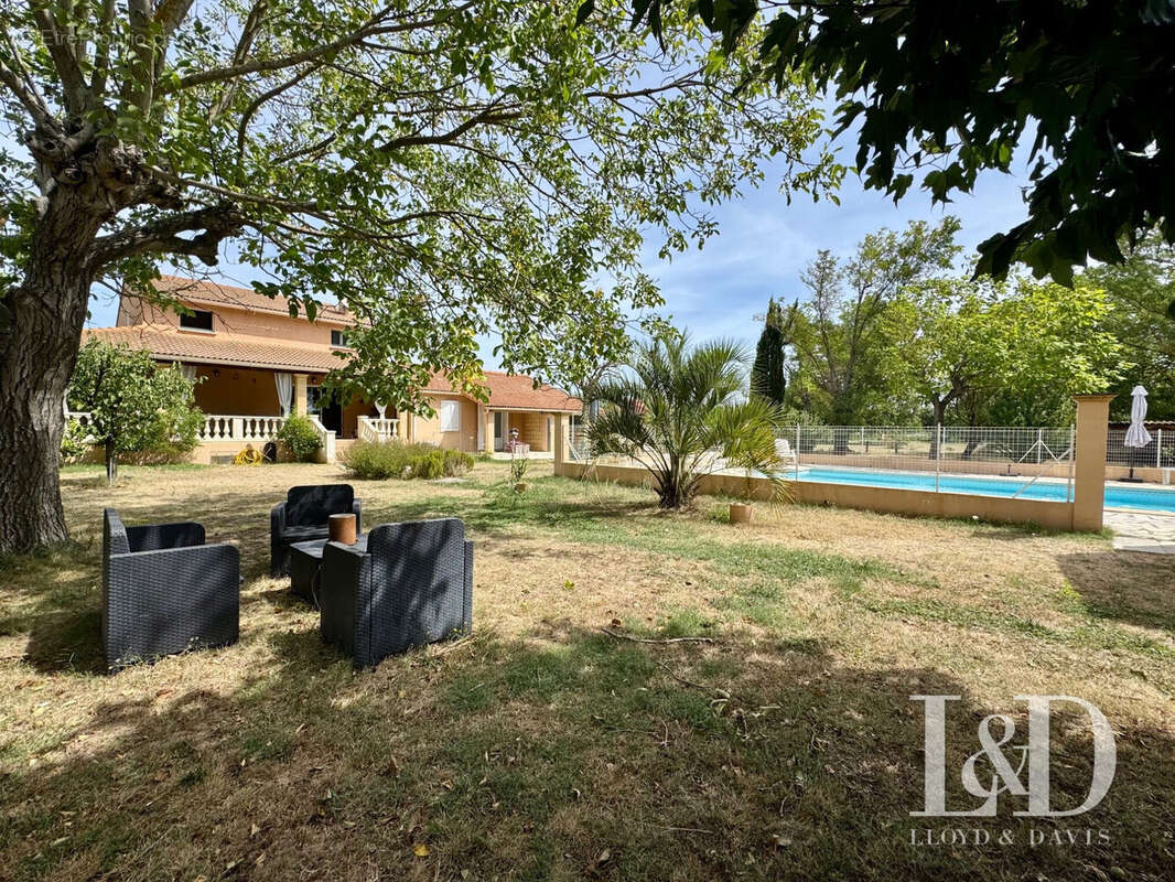 Maison à SAINT-QUENTIN-LA-POTERIE