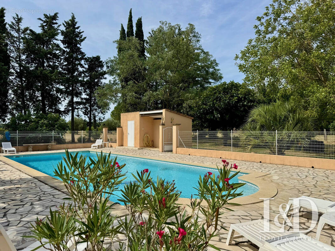 Maison à UZES
