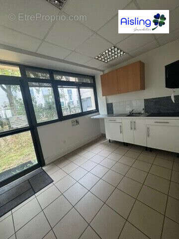 Commerce à JOUE-LES-TOURS