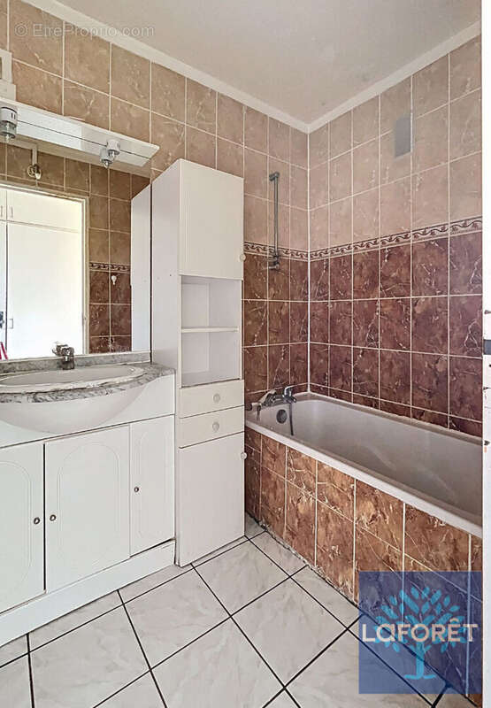 Appartement à NEUILLY-SUR-MARNE