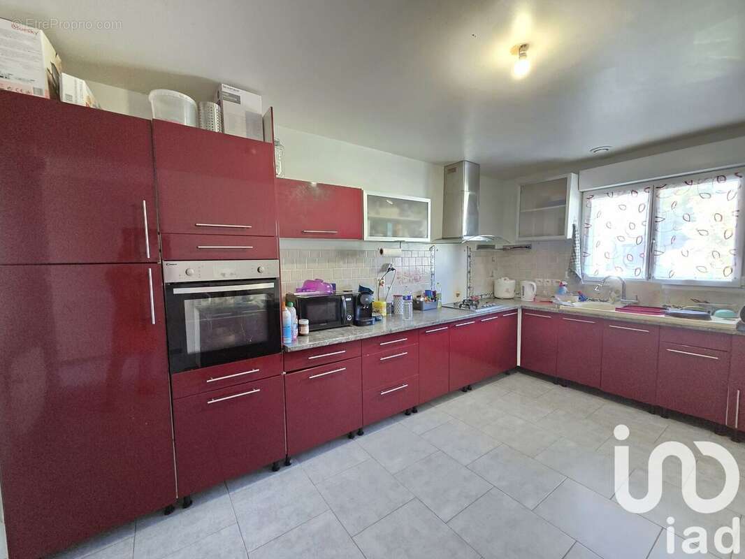 Photo 4 - Maison à ROMILLY-SUR-SEINE