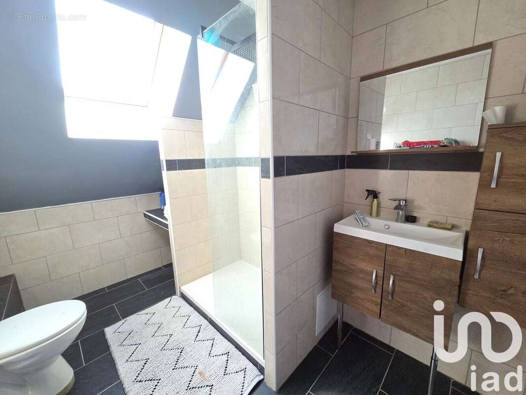 Photo 9 - Maison à ROMILLY-SUR-SEINE