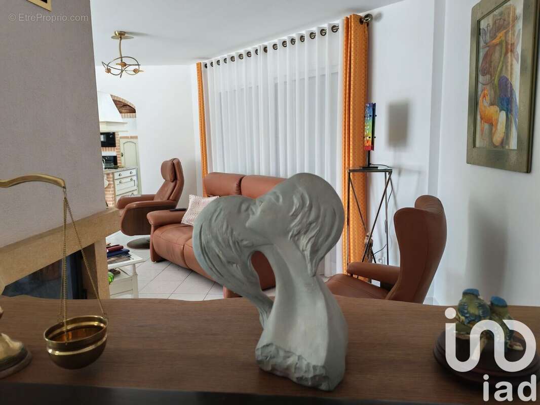 Photo 6 - Maison à LA CHAPELLE-AUBAREIL