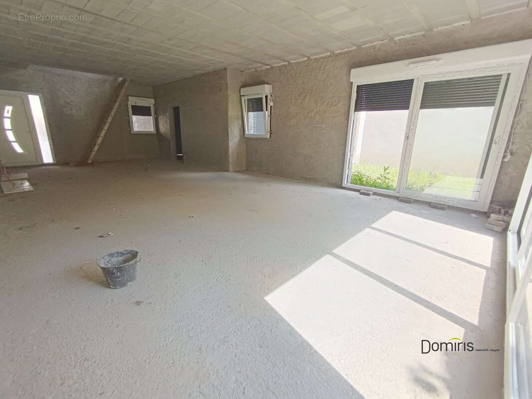 Maison à LYS-LEZ-LANNOY