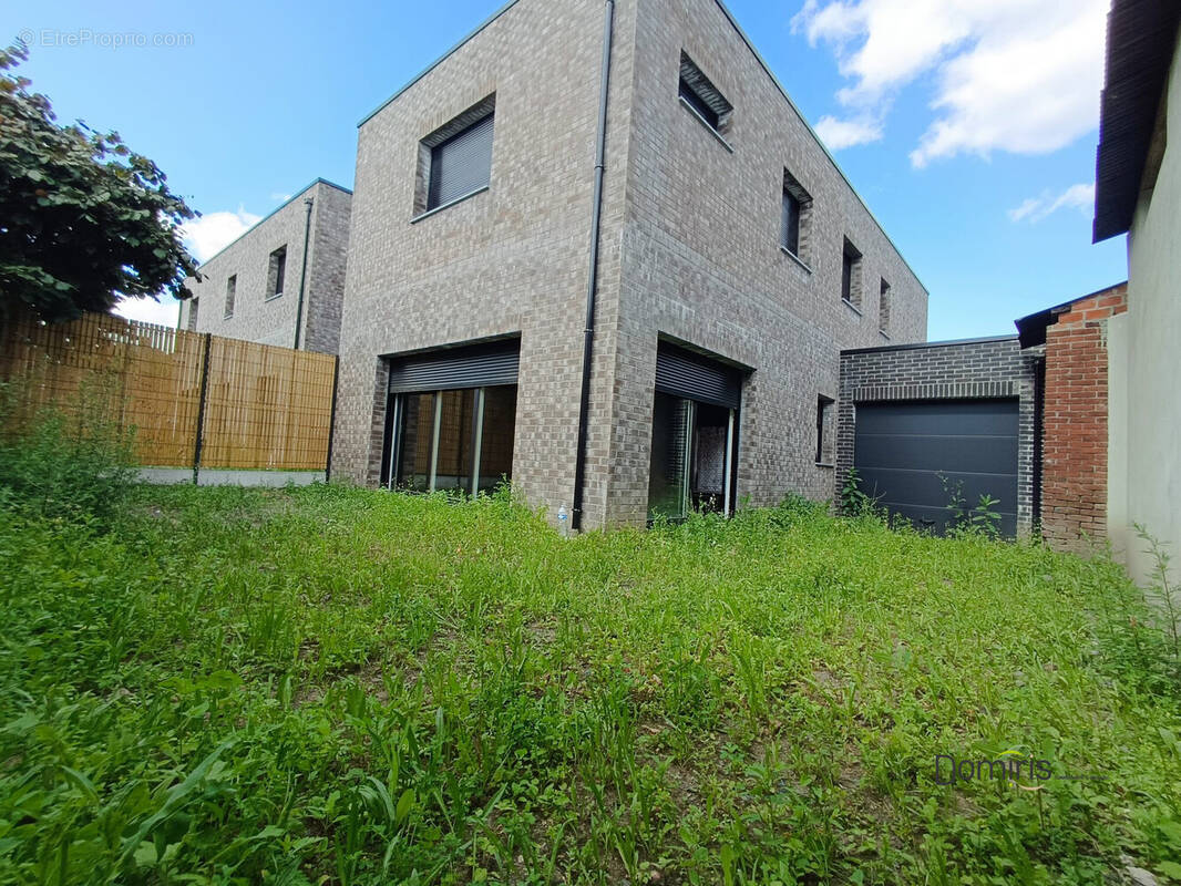 Maison à LYS-LEZ-LANNOY