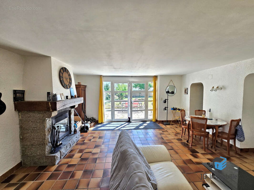 Maison à LA COPECHAGNIERE