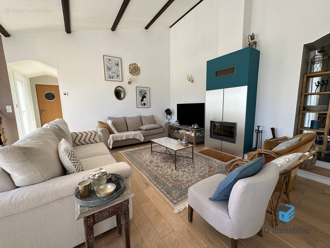 Maison à DOMPIERRE-SUR-YON