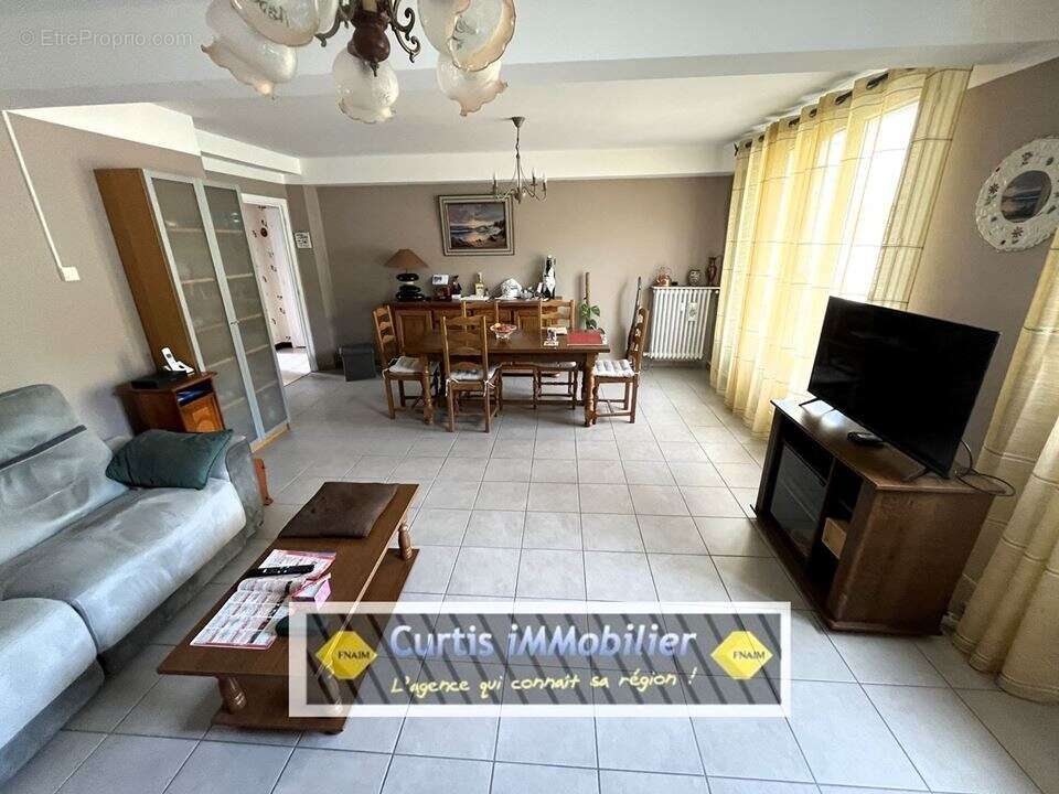 Appartement à SAINT-ETIENNE