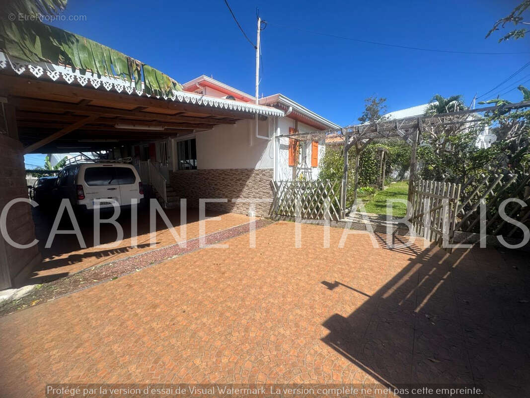 Maison à SAINT-JOSEPH