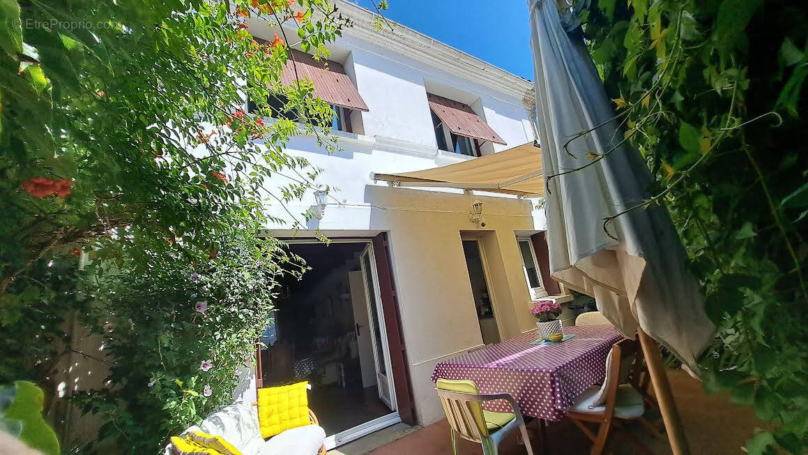 Maison à SAINT-GEORGES-DE-DIDONNE