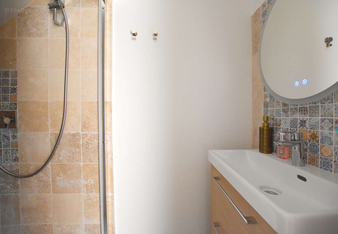 Maison à LES ESSARTS-LE-ROI