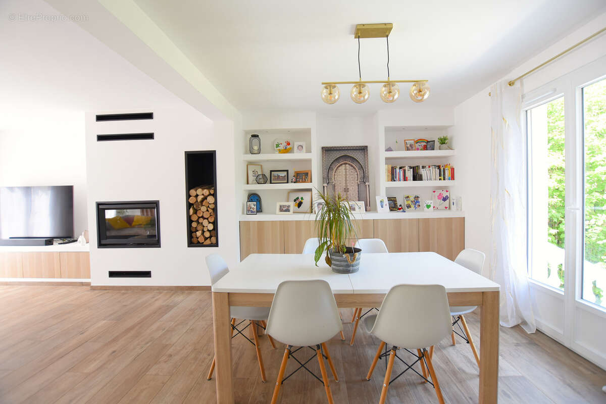 Maison à LES ESSARTS-LE-ROI