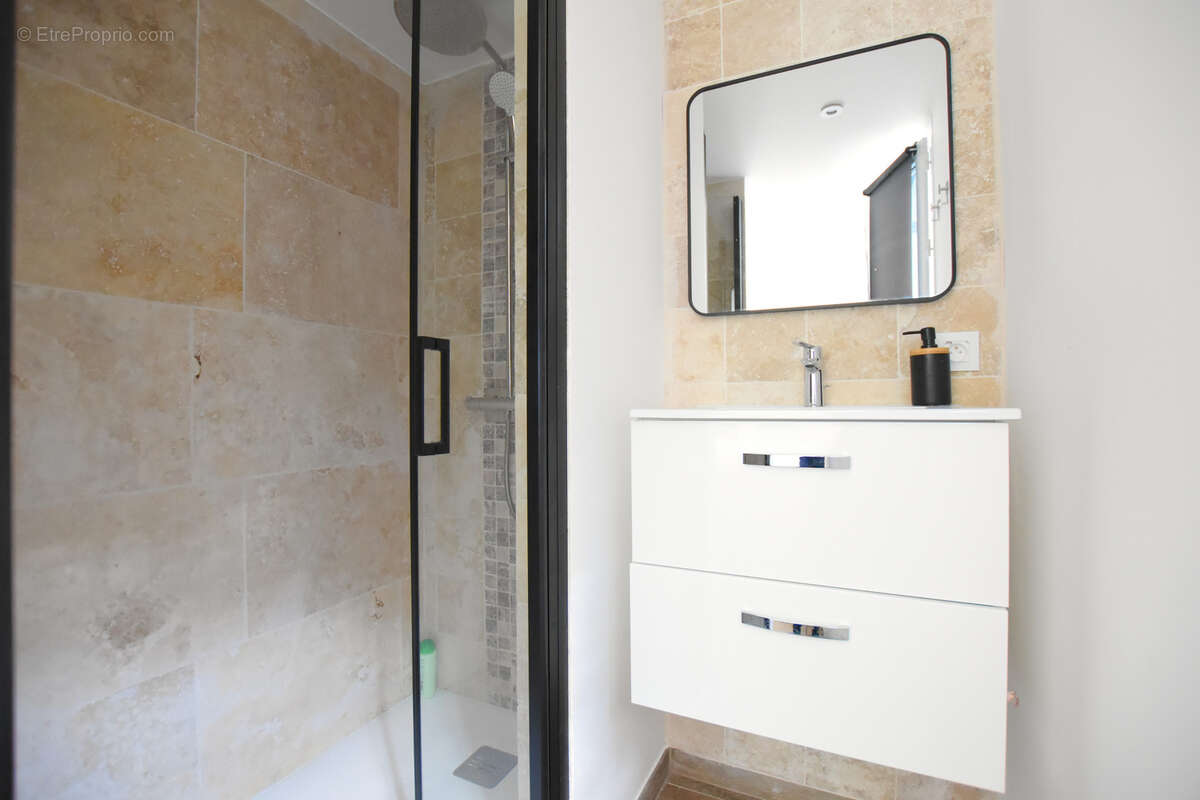 Maison à LES ESSARTS-LE-ROI