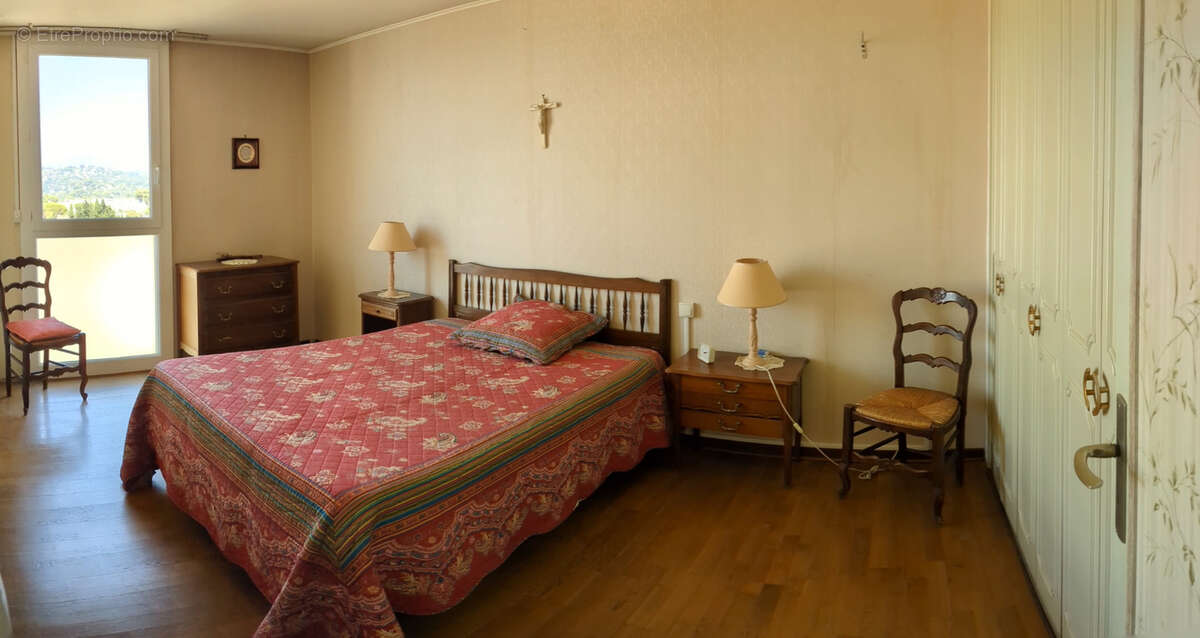 Appartement à LE CANNET