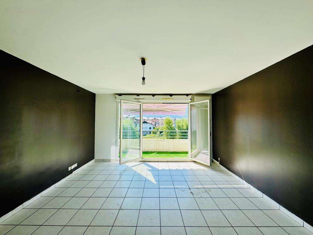 Appartement à ALBERTVILLE