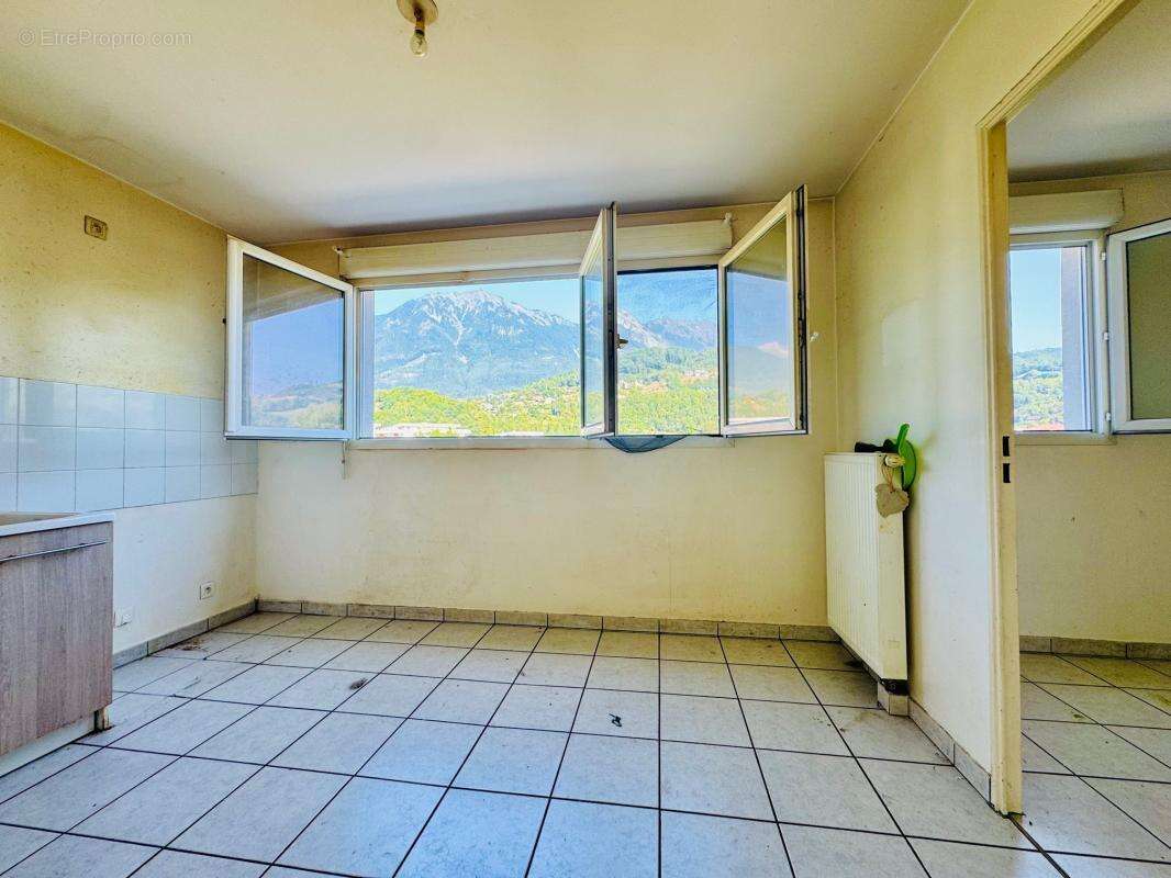 Appartement à ALBERTVILLE