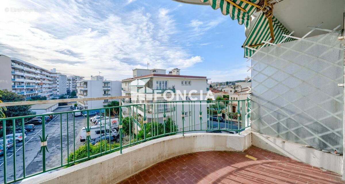 Appartement à CAGNES-SUR-MER