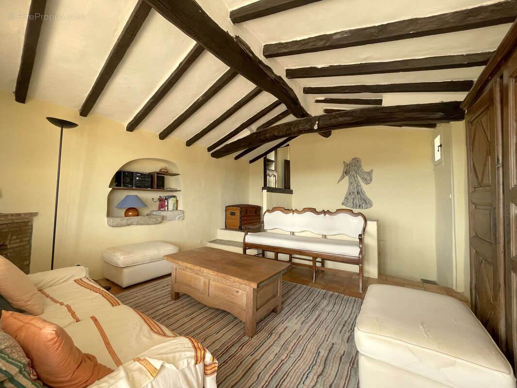 Maison à CAGNES-SUR-MER