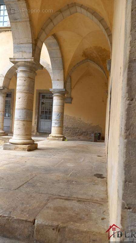 Appartement à POLIGNY