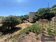 Terrain à LAMALOU-LES-BAINS