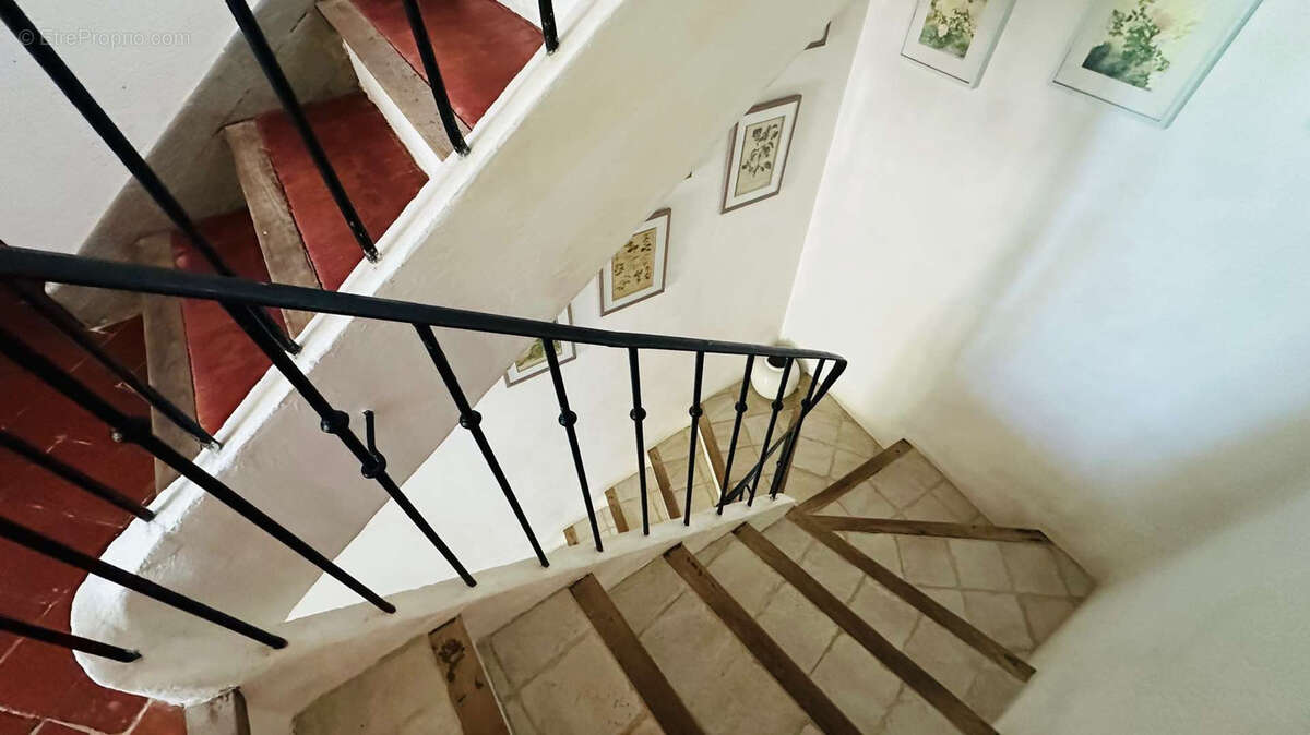 Maison à VAISON-LA-ROMAINE