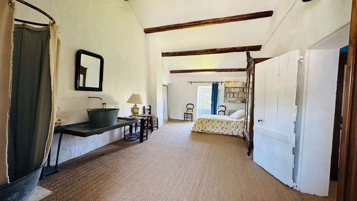 Maison à VAISON-LA-ROMAINE