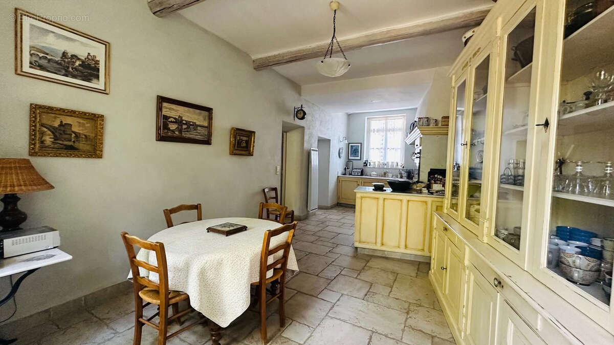 Maison à VAISON-LA-ROMAINE